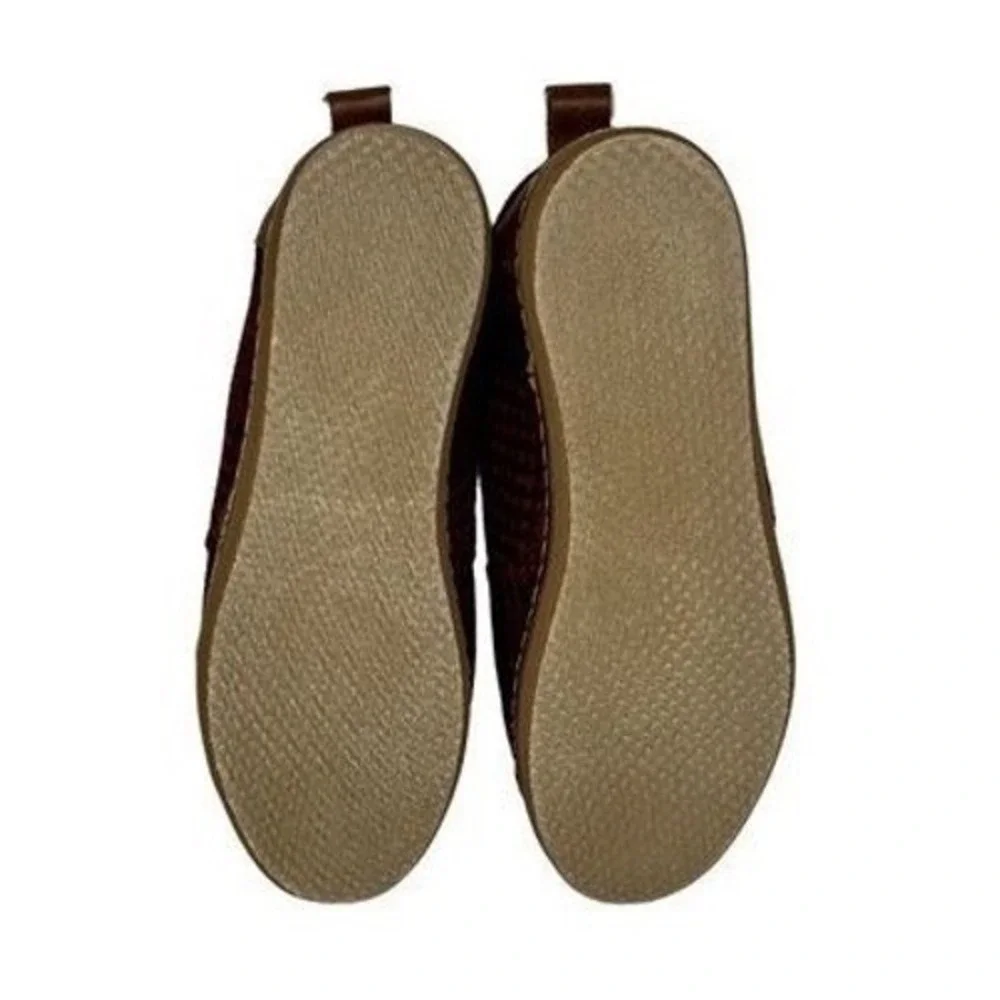 Toms nepal ankle